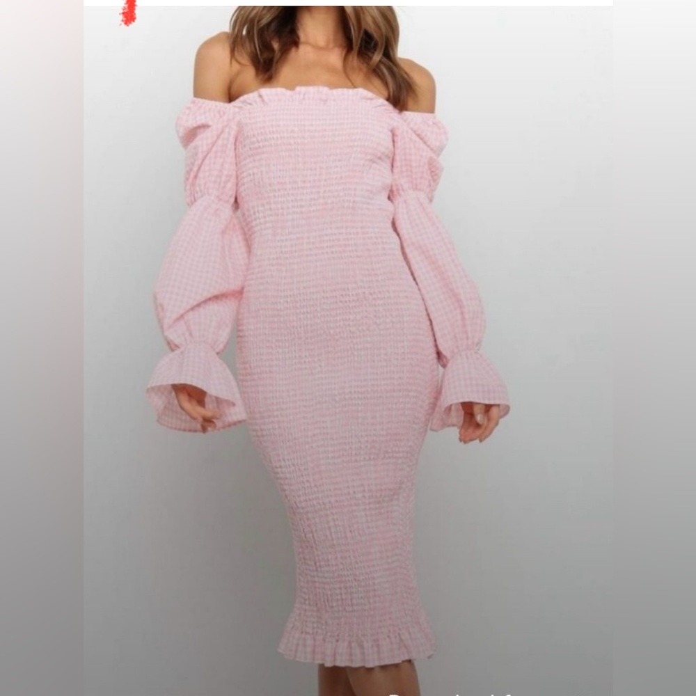 Pink Ruffled Off-Shoulder Bodycon Dress - Picture 1 of 6